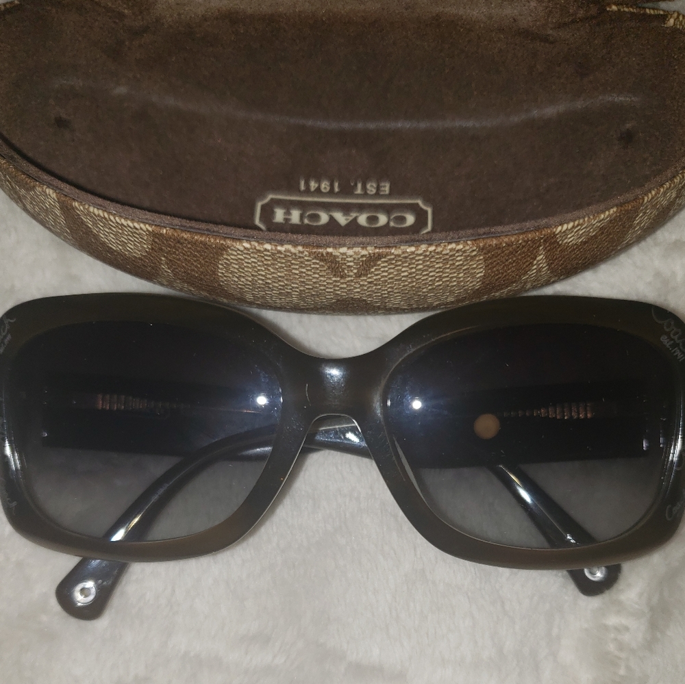 NWOT Coach Keirstin Olive Signature Sunglasses - Picture 2 of 9